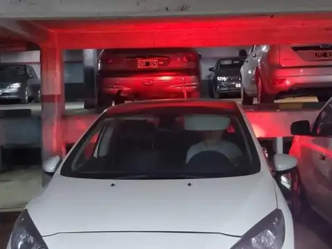 Cochera cubierto en venta - 12Mts2 - Boedo, CABA