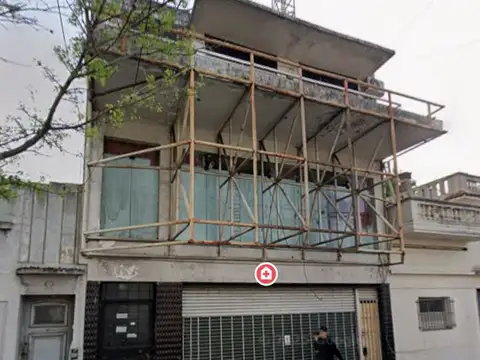 VENTA EDIFICIO EN BLOQUE 3 DEPARTAMENTOS Y LOCAL