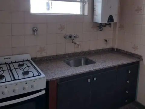 Depto Tipo Casa en Alquiler de 1 dormitorio