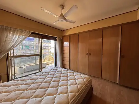 Departamento 6 ambientes con 2 baños