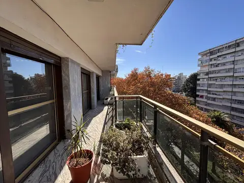 Departamento en Venta de 6 ambientes