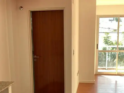 Departamento 2 entre 63 y 64 venta - Monoambiente con balcón