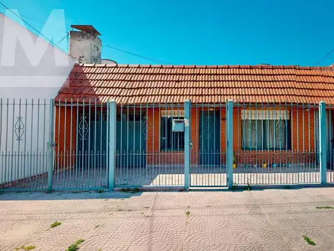 Casa de 2 dormitorios con jardin