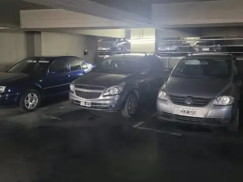 Cochera en Venta Cubierta