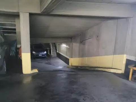 Palermo - Salguero 1900 -Cochera Excelente Ubicación, Cómoda