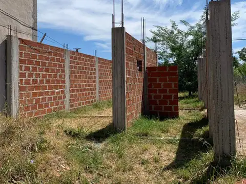 Terreno en Venta 8,66  mts Fondo