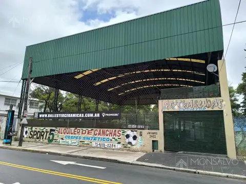 J. M. Campos al 2400