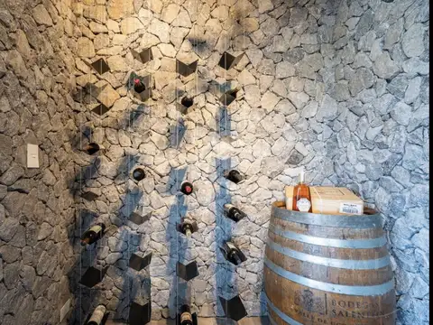 Casa 6 ambientes con 6 baños