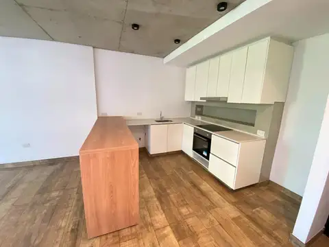 Departamento en Venta en Barrio Parque Leloir, USD 240.000