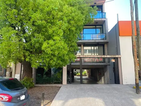 DEPARTAMENTO EN VENTA :: P LELOIR :: 3 AMB C/COCHERA