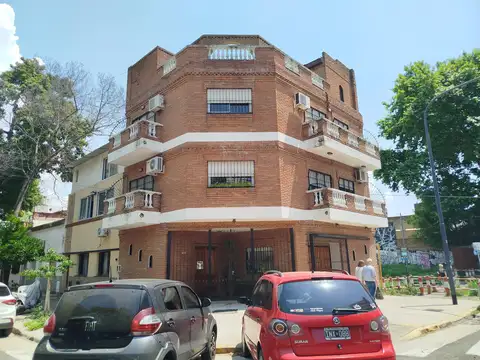 Franklin Roosevelt al 4600, entre Miller y Valdenegro