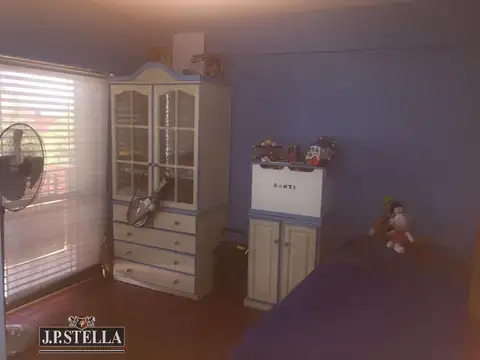 Casa 5 ambientes con 4 baños