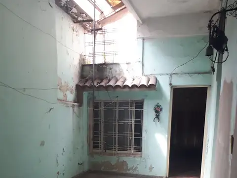 Depto Tipo Casa en Venta en Monte Castro, USD 115.000