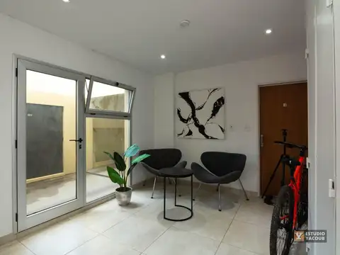 Depto Tipo Casa en Alquiler en La Plata, $ 350.000