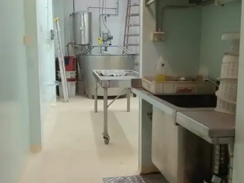 Galpon en Venta en Caseros, USD 200.000