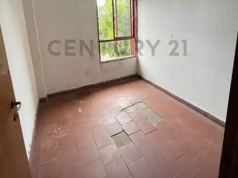 Departamento en Venta en Villa Elvira, USD 18.000