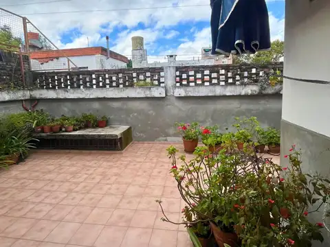 Casa en Venta en Azcuenaga, USD 200.000