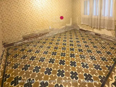   Casa en venta – Casco Viejo de Centenario