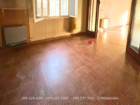 Casa en Venta con 1 cochera