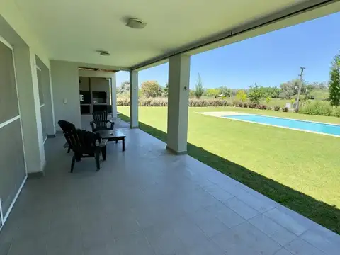 Casa en venta - Comarcas de Luján San Roque