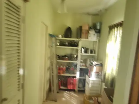 ### CASA EN VENTA - 4 DORMITORIOS - San Miguel de Ghiso - BELLA VISTA -  ###