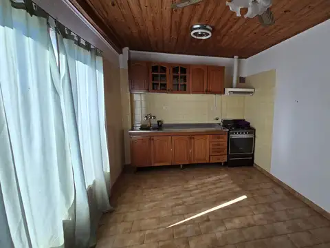 Local comercial con vivienda integrada