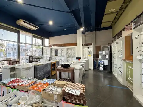 Local en Venta Via Pública