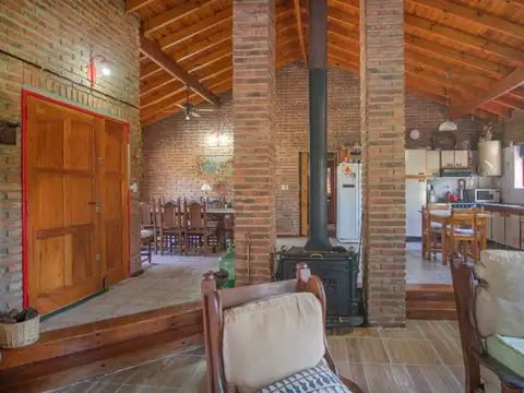 CASA 5 AMB VENTA EL MORO MARCOS PAZ PARQUE PILETA