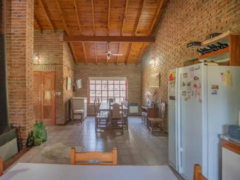 Casa 5 ambientes con 1 baño