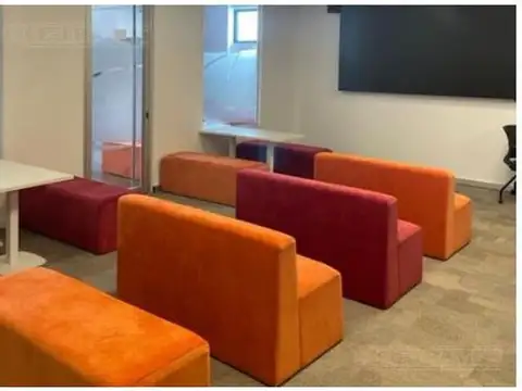 Oficina en Venta con 13 cocheras