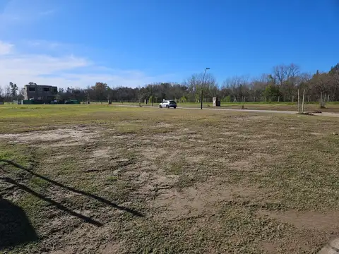 LOTE INT. VENTA PUERTOS DEL LAGO, ACEPTA PERMUTA