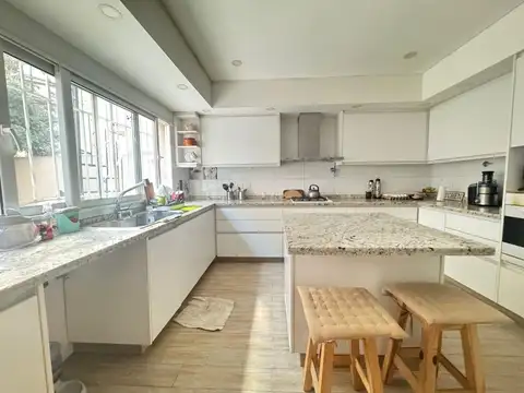 Doctor Victor Bassi 29