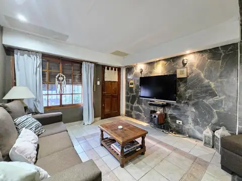 Casa en Venta en Villa Sarmiento, USD 170.000