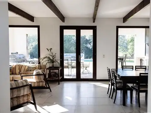 Casa en Venta de 5 dormitorios