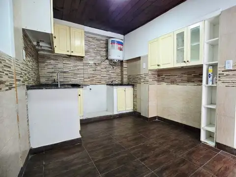 Depto Tipo Casa en Venta de 2 ambientes
