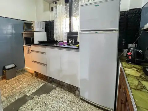 Ph en Avellaneda Muy buen estado  Av. Roca al 400