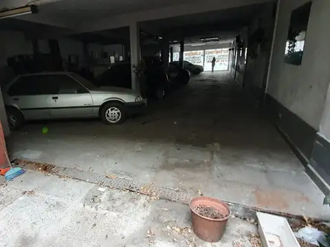 Av B Rivadavia 10700