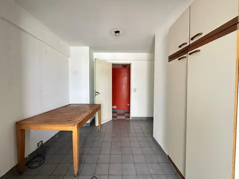 Departamento en Venta en Parque Chacabuco, USD 169.000