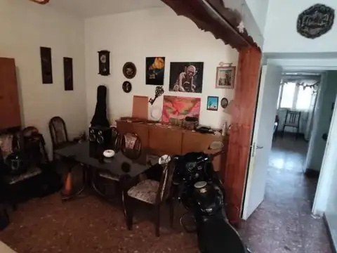 Casa 2 ambientes con 1 baño