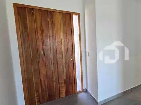Casa en Venta en Pilar del Este - Santa Elena, USD 220.000