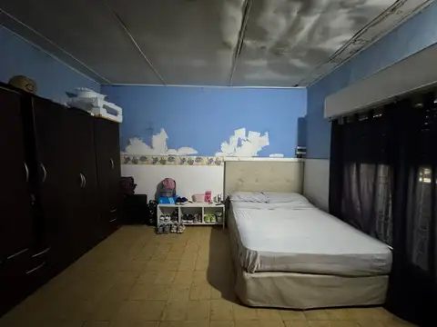 CASA 3 AMBIENTES Y DOS PATIOS