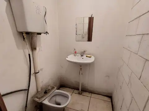 Galpon en Venta 15  mts Frente