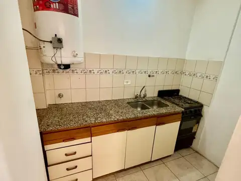 Departamento en Alquiler en Villa Ballester, $ 400.000