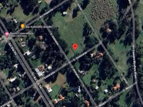 Esmeralda e/ Arenales y Juncal