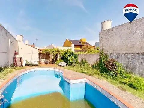 Casa en Venta con 1 cochera