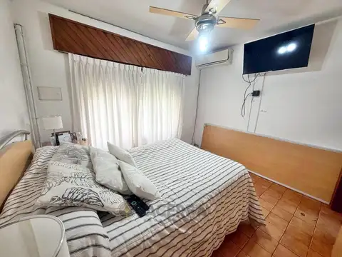 Depto Tipo Casa en Venta 40 años