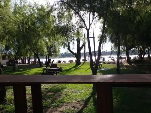 Fondo de Comercio en la ISLA FRENTE A FLORIDA PAGA