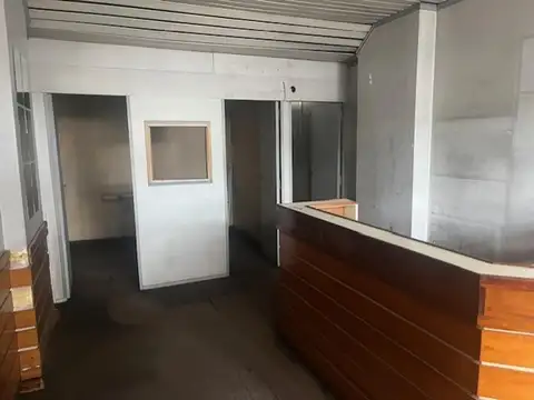 Local en Venta en Vicente Lopez Vias / Maipu, USD 125.000