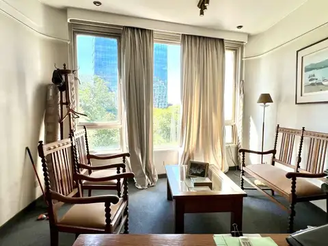 Avenida Leandro N. Alem 800