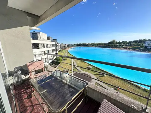 Departamento en Venta en Villa Rosa, USD 98.000